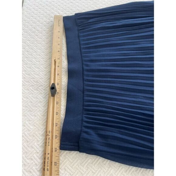 SUD Express Women’s 42 US 10 Navy Blue Ruffled Pleated Lined A Line Mini Skirt - Picture 7 of 7